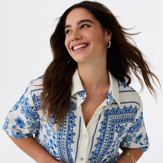 &me Women's Relaxed Print Shirt - Blue & White